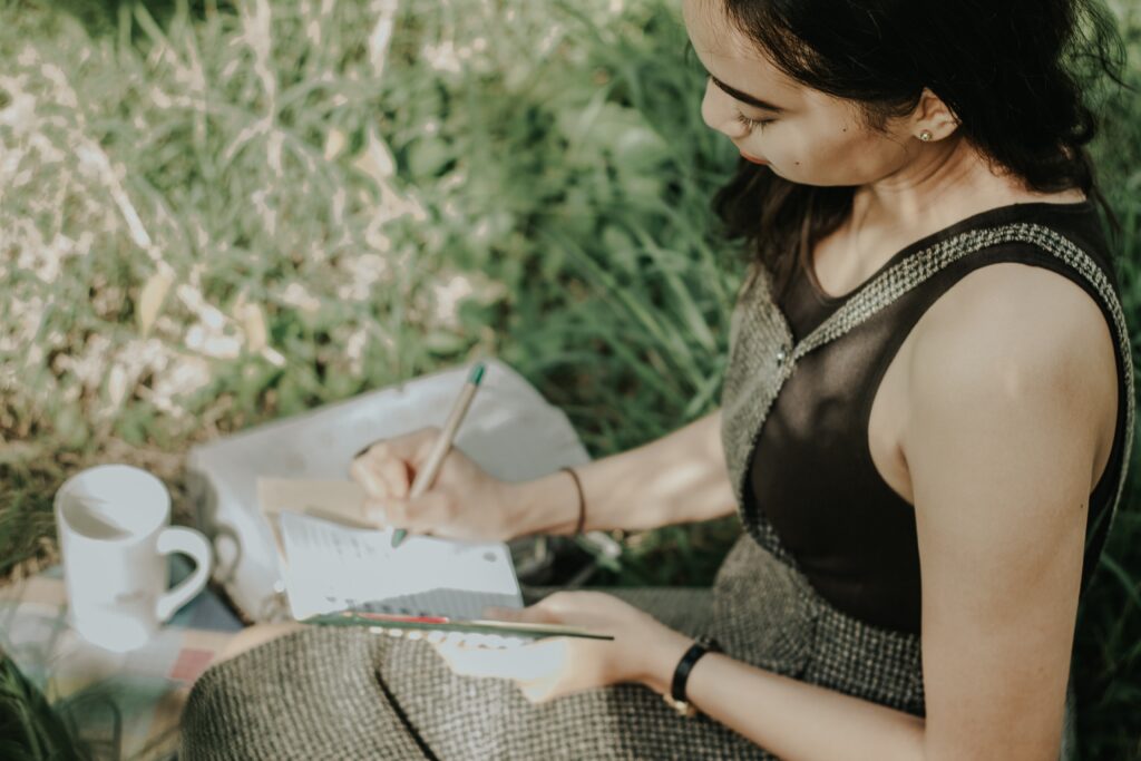 how to write a manifestation letter to the universe
